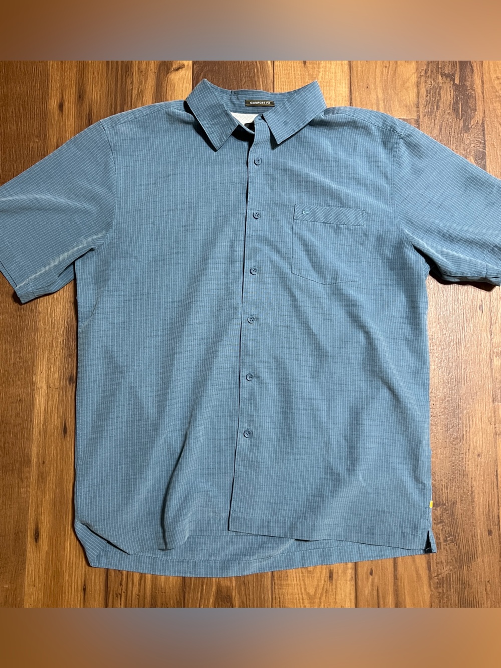 Quiksilver Waterman Collection Shirt Size Large Short Sleeve Plaid Button Down